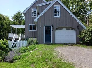 4 Highfield Ln, Belfast, ME 04915