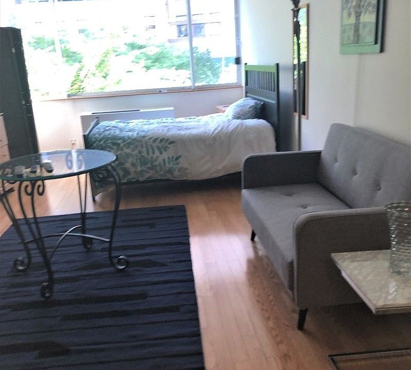 1st image of 350 E 50th St #4R