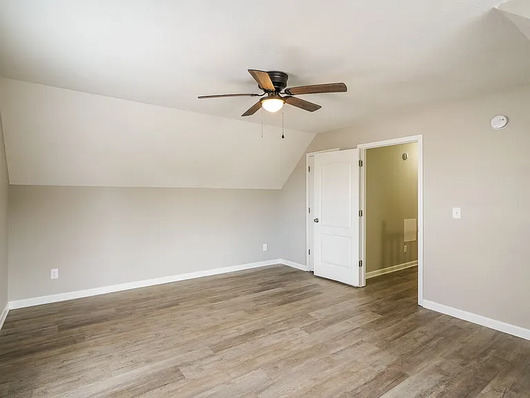 802 Stewart Valley Dr — Photo 15