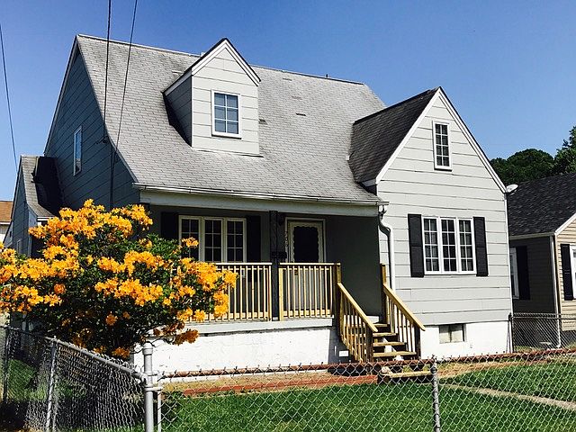 1st image of 706 Pine St