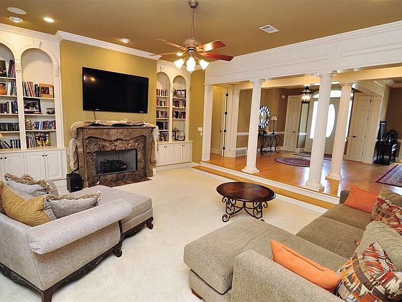 5th image of 10470 Graybourne Dr