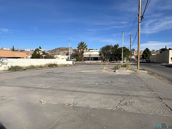 4th image of N Broadway & Clancy St