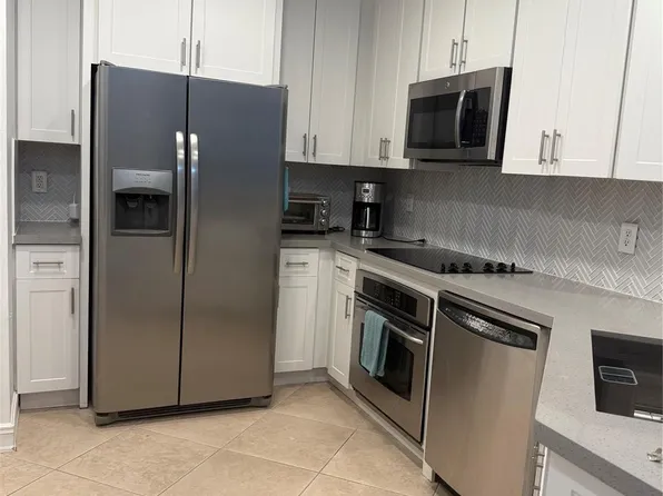 16100 Emerald Estates Drive #498, Weston, FL 33331