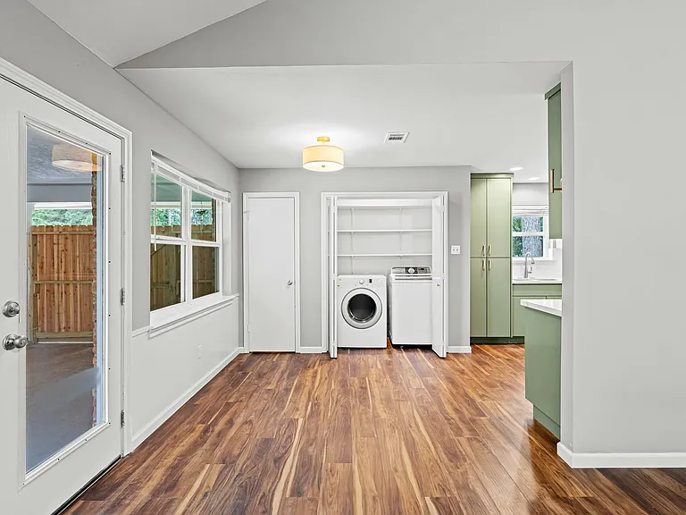 25802 Maplewood Dr — Photo 13