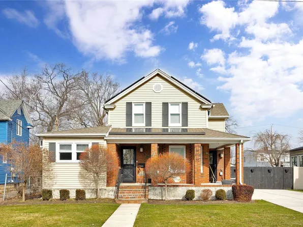 2495 Rutler Street, Bellmore, NY 11710