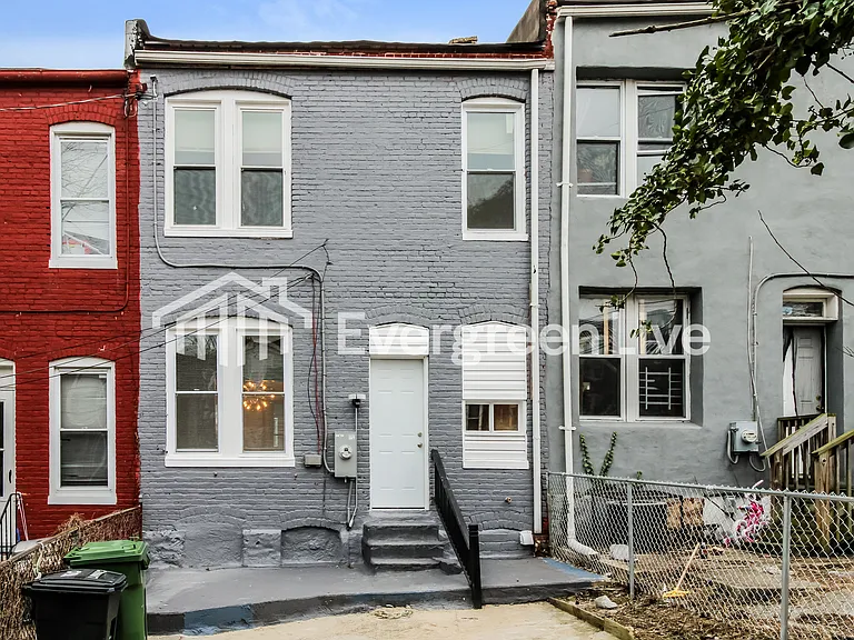 780 Linnard St — Photo 15