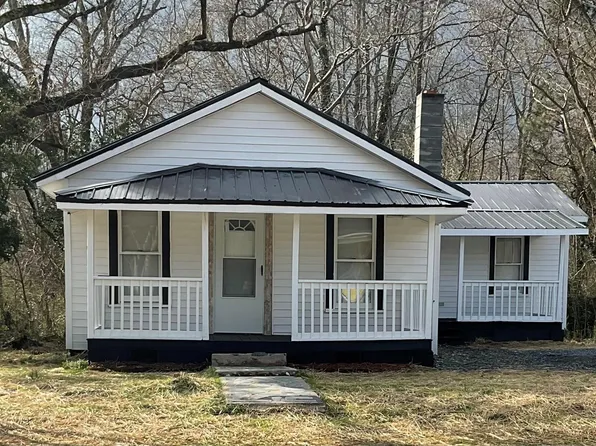 726 N Main St, Troy, NC 27371