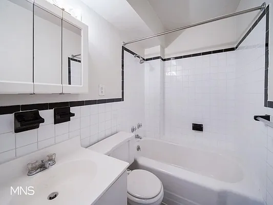 Rented by MNS Marketing | media 19