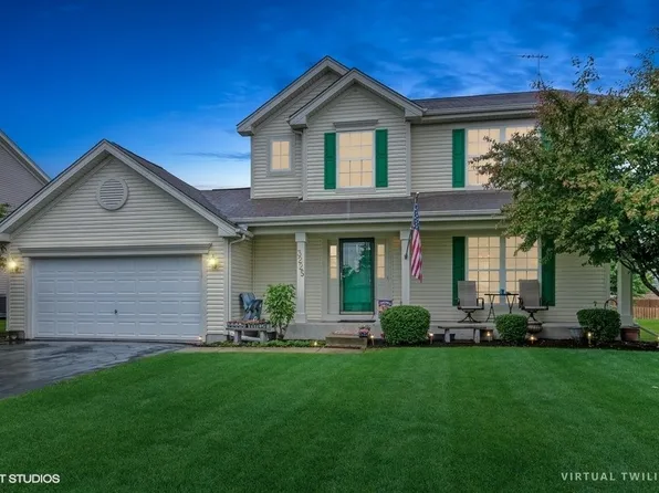 3225 Huntington Ln, Montgomery, IL 60538