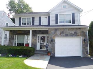 112 White Rd, Scarsdale, NY 10583