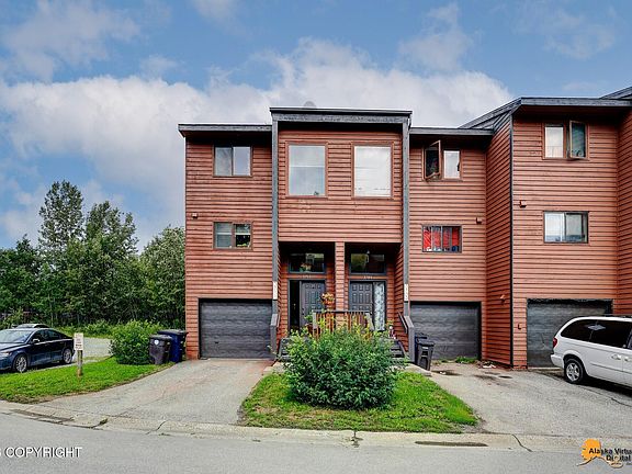 3rd image of 3635-3711 Carleton Ave