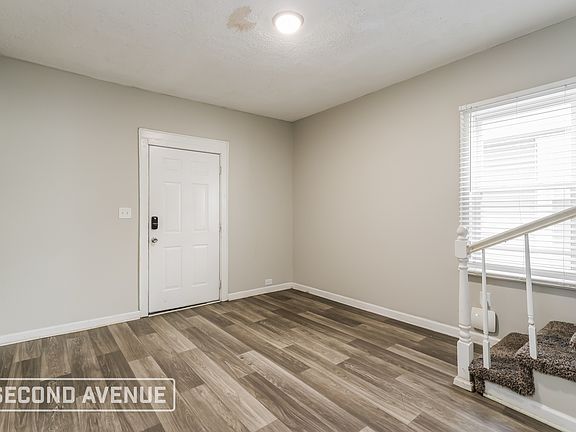 4th image of 461 S 41st St