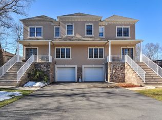 63 Pension Rd, Manalapan, NJ 07726