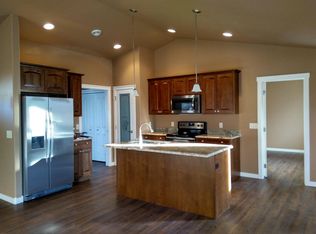 505 Wildwood Dr, Spearfish, SD 57783
