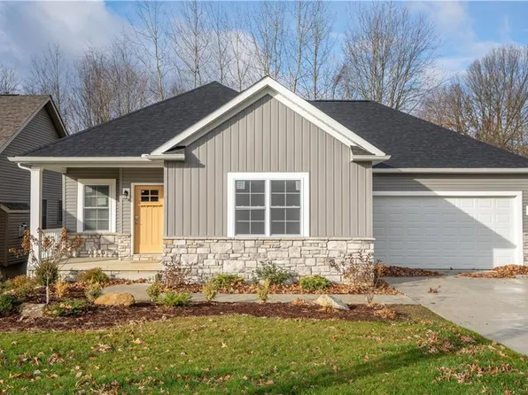 6359 Lake Cable Ave NW, North Canton, OH 44718