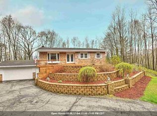 860 Quiet Ct, Hobart, WI 54155