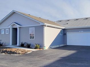 6413 Juniper Dr, Wonder Lake, IL 60097