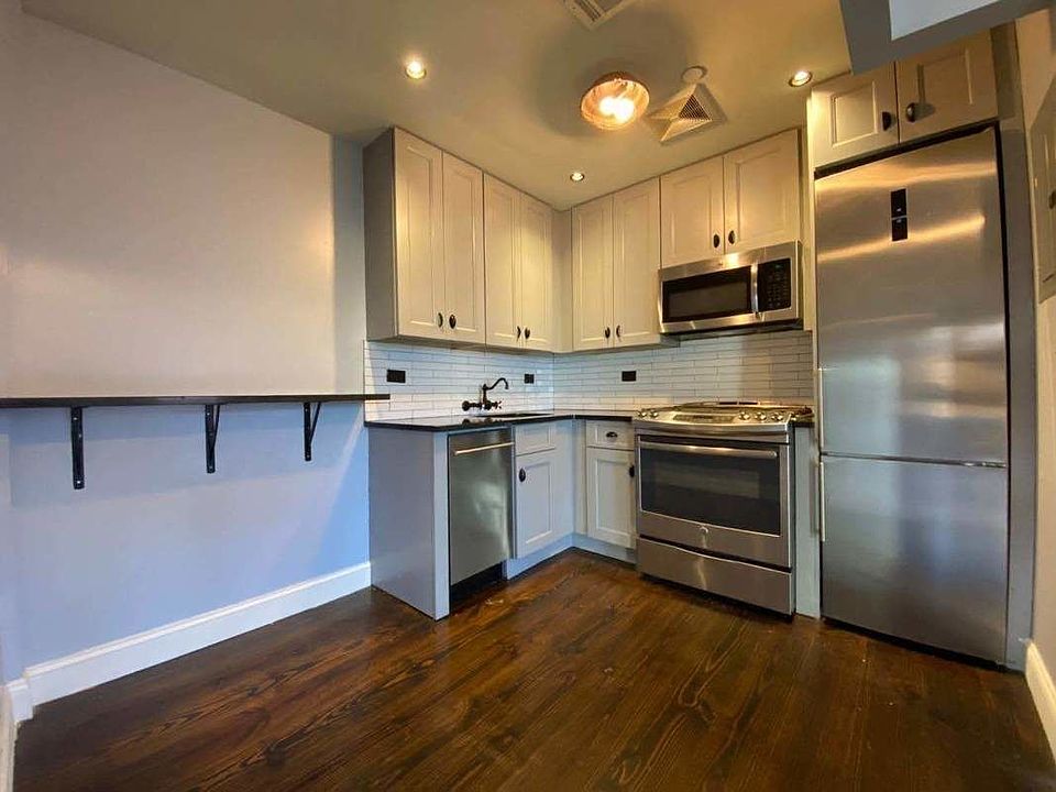 1st image of 1027 President St #4D