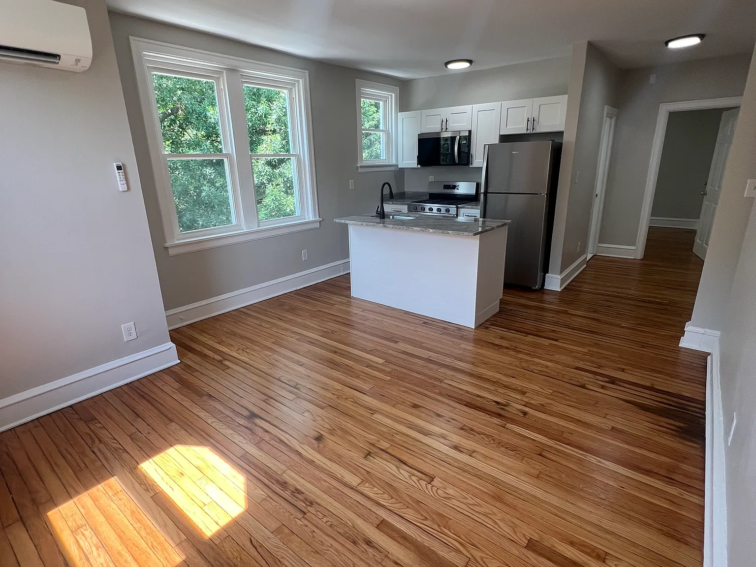 1 bed, 600 sqft, $1,395 — Photo 2