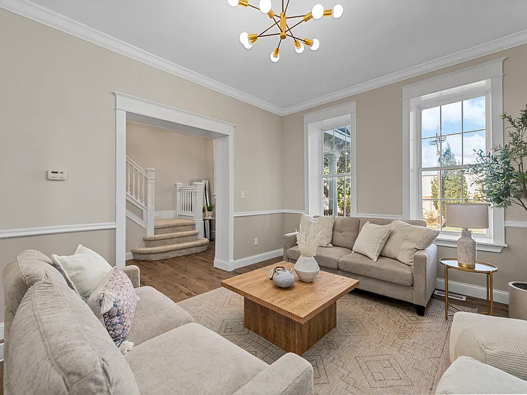 7472 Hazel Ave — Photo 3