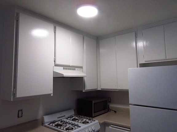 4th image of 1207 Mira Mar Ave APT 203