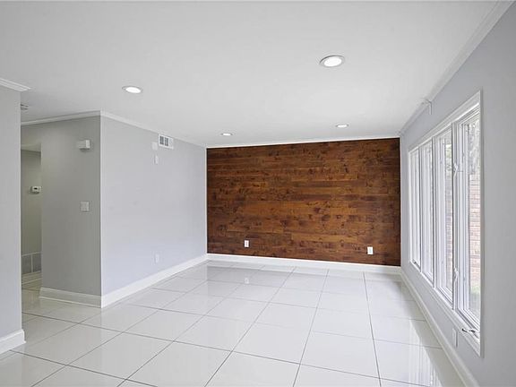3rd image of 1831 Ashborough Ct SE APT F
