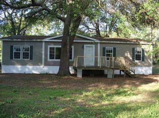 216 Riverside Loop, Jesup, GA 31545