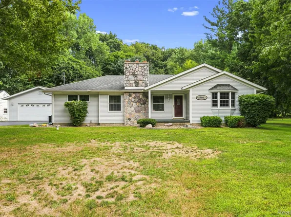 7150 Heath St, Genesee, MI 48437