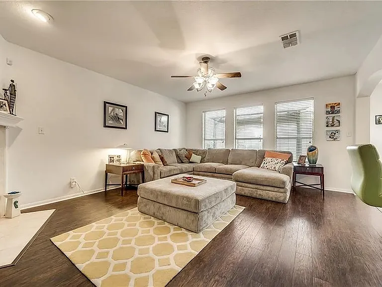 4417 Scenic Dr — Photo 10