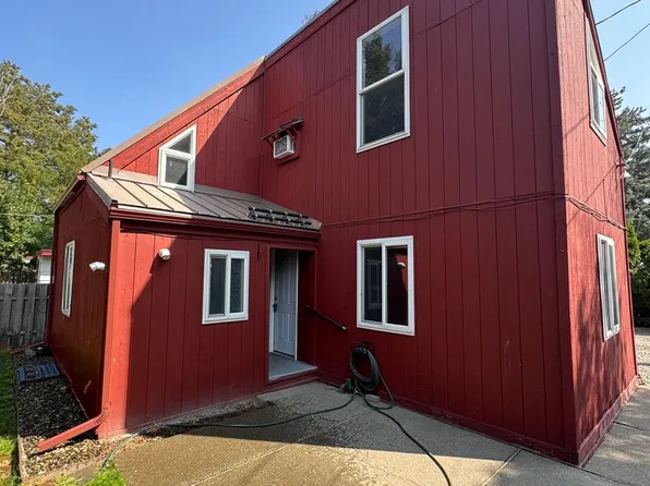 302 S Walnut St, 302 1/2 S Walnut St, Ellensburg, WA 98926