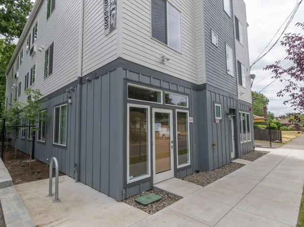 2630 NE Dekum St #4, Portland, OR 97211