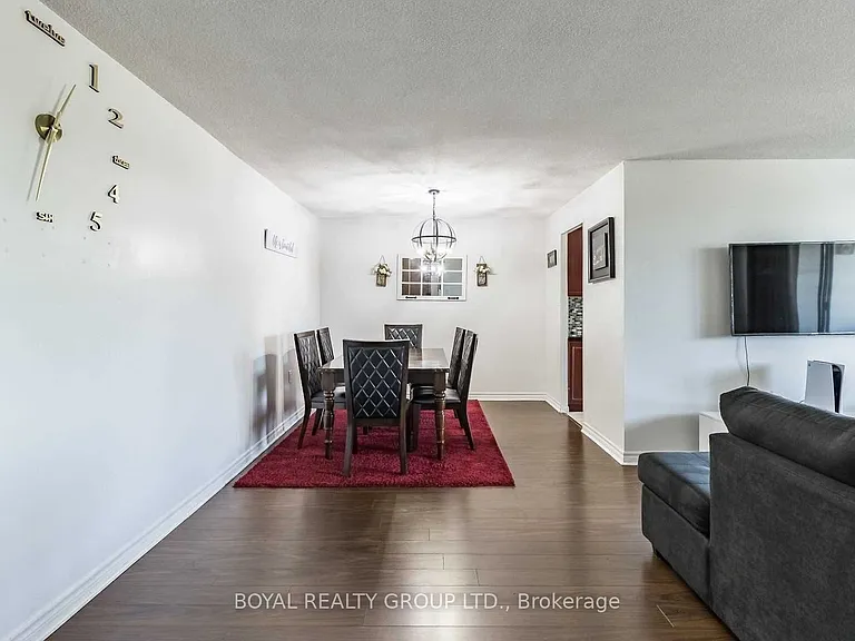 18 Knightsbridge Rd #303 — Photo 9