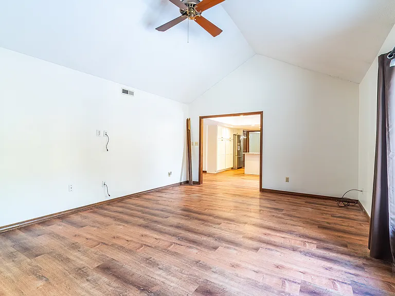 6221 Highgate Pl — Photo 13