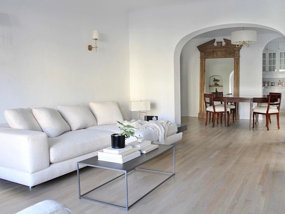 5th image of 427 N Curson Ave #427