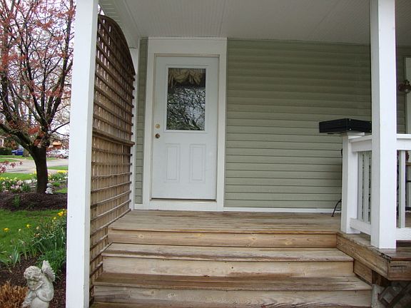 2nd image of 920 Dean St APT 2