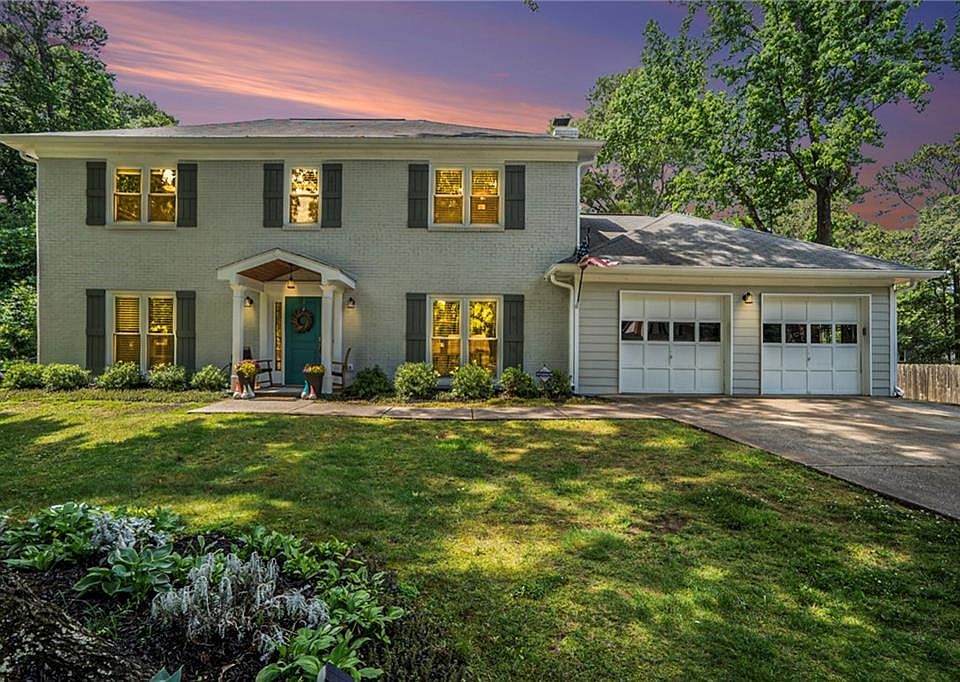 1st image of 4467 Saint Michaels Dr SW