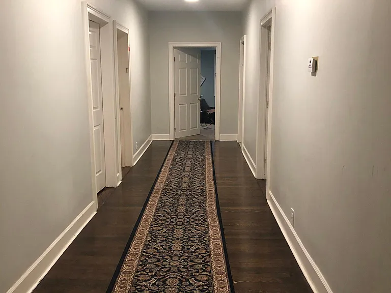 10 N Spring St #10 — Photo 2