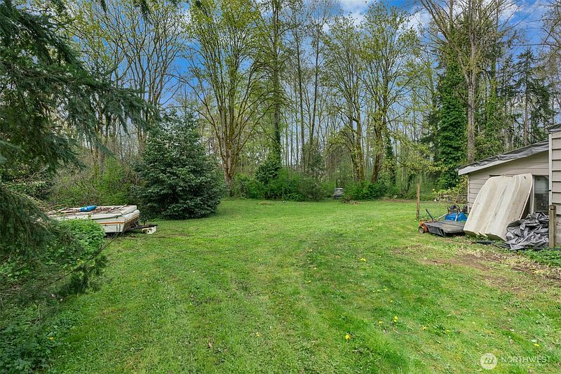 3rd image of 18005 83rd Avenue NE
