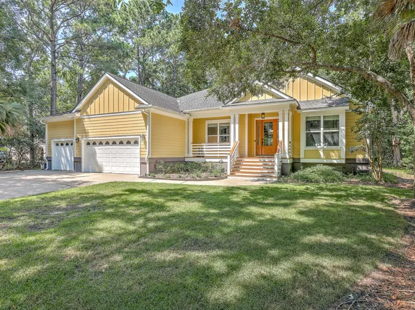 3723 Saint Ellens Dr, Mount Pleasant, SC 29466