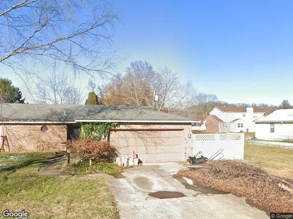 1641 Gainesway Dr, Worthington, KY 41183