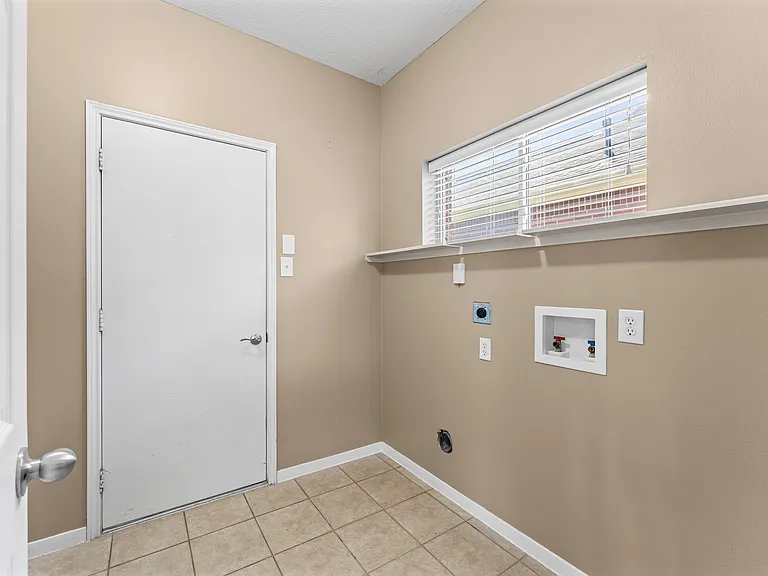8802 Ancient Willow Dr — Photo 13