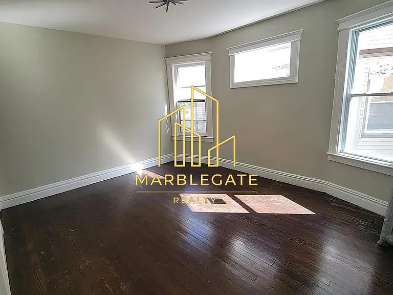 917 S 17th St #11 — Photo 5