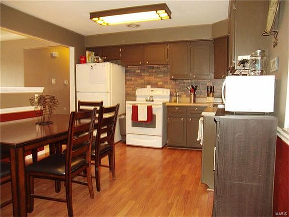 2nd image of 10026 Luna Ct