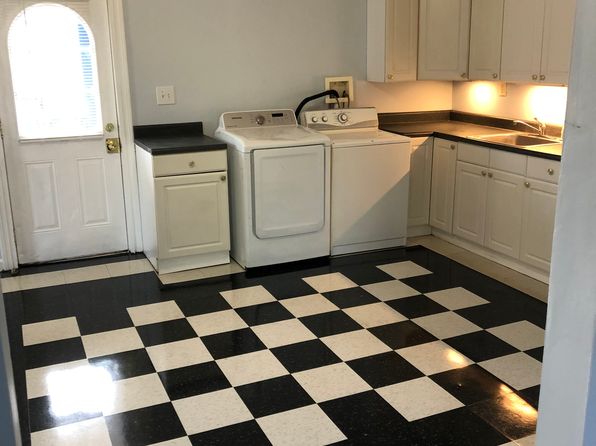 155 S Maple St APT 3