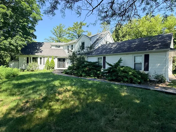 10 Yorkton Blvd, Markham, ON L6C 0J9