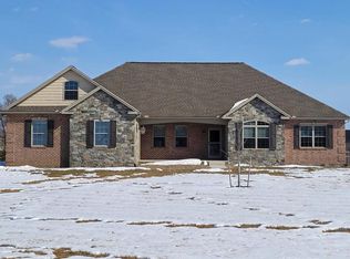 7654 Windmill Rd, Greencastle, PA 17225