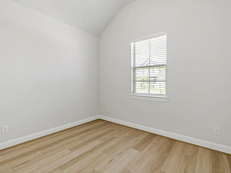 2131 Villa Flora Ln — Photo 8