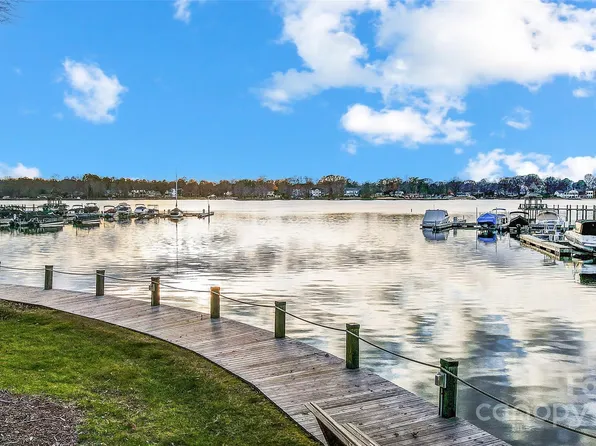 703 Southwest Dr, Davidson, NC 28036