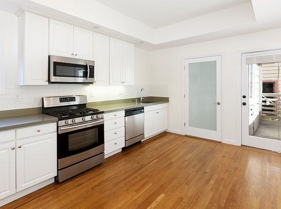 2nd image of 1984 McAllister St #2