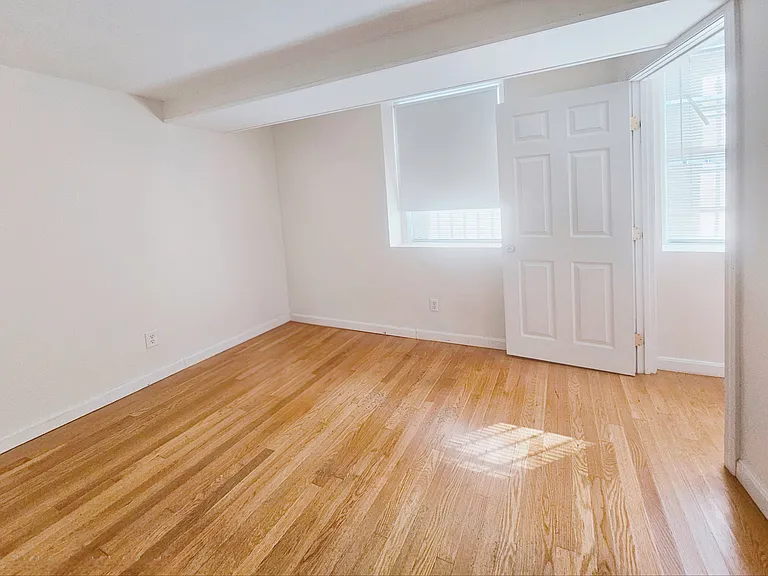 108 Myrtle St #11 — Photo 8